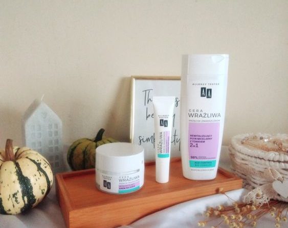 CERA WRAŻLIWA PRZECIW ZMARSZCZKOM